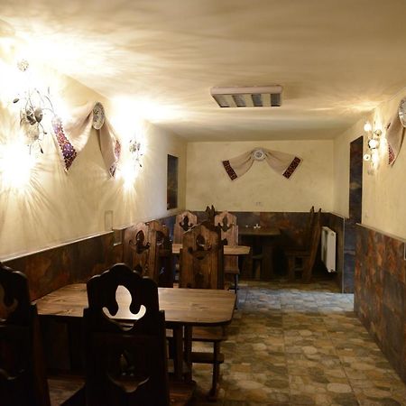 Vila Perla Sapanteana Săpînţa Esterno foto